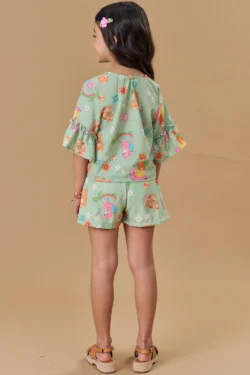 Alternative view of Conjunto Sweet forest